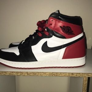 Jordan 1 High “Black Toe” 2016 Release